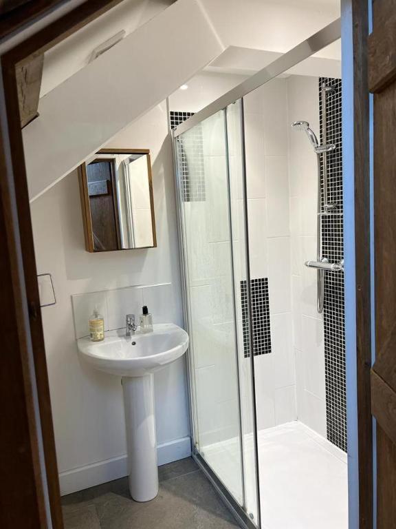 The Old Stable Block - Flat 2 Apartment Wadebridge Bagian luar foto